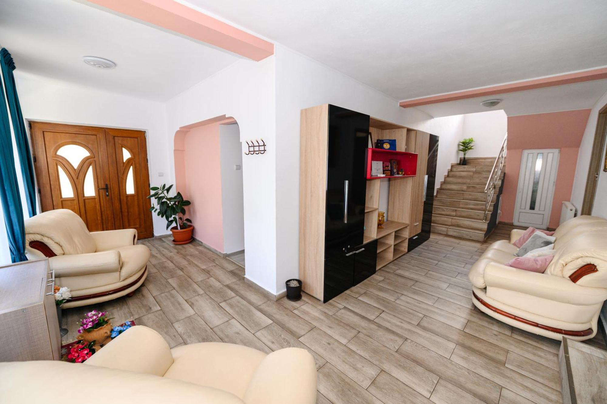 Casa Alex Calimanesti Hotel Buitenkant foto