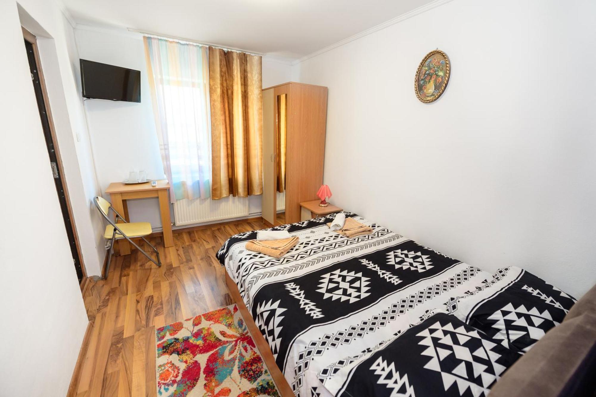 Casa Alex Calimanesti Hotel Buitenkant foto