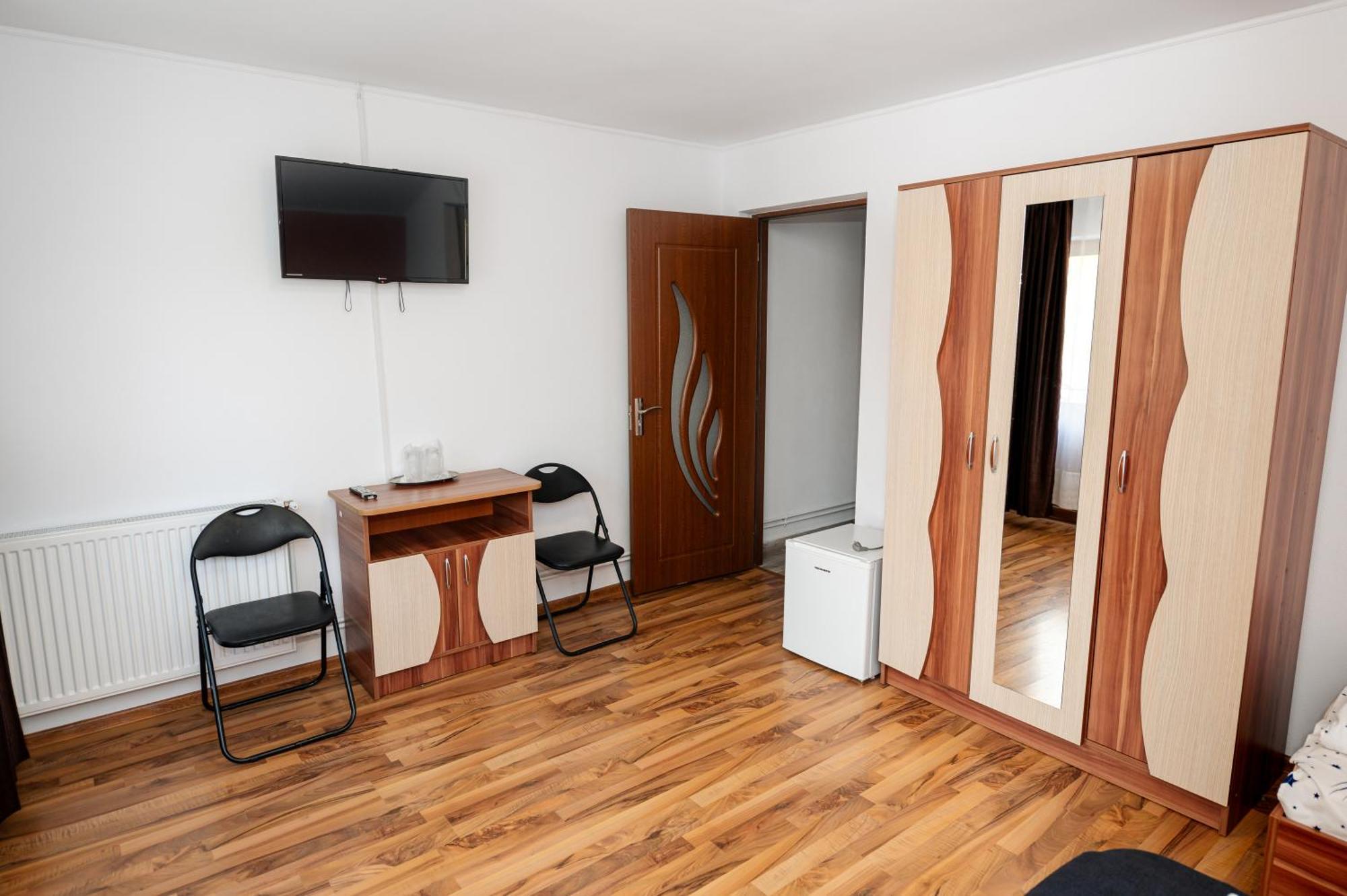 Casa Alex Calimanesti Hotel Buitenkant foto